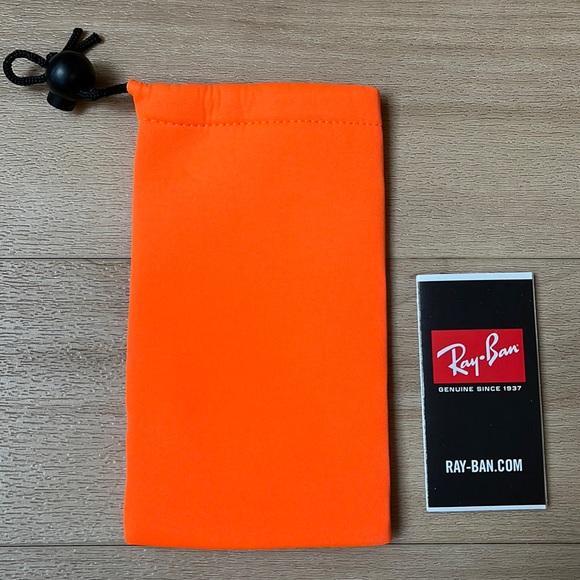 Ray-Ban Drawstring Case - Picture 2 of 3